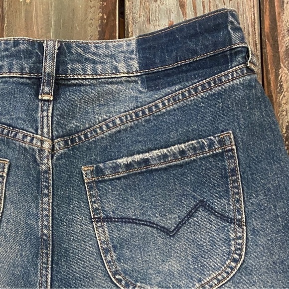 Cleo & Wolf 28 (US 6) Denim Shorts High Rise Button Fly Stretch Cuffed Cowgirl - Picture 4 of 10